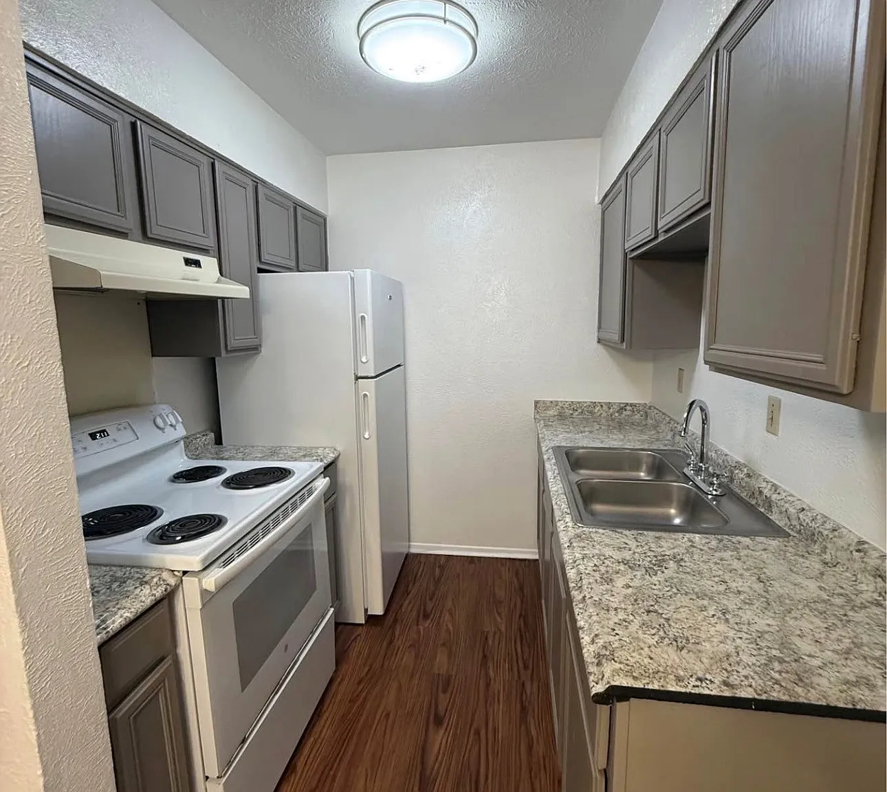 Wheatland Terrace — Photo 2