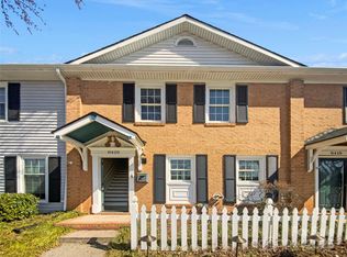 8420 Knights Bridge Rd, Charlotte, NC 28210