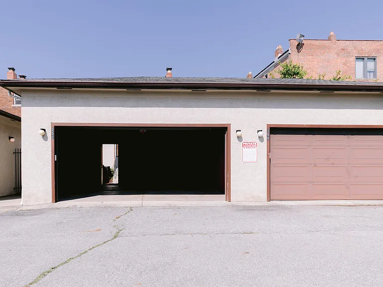 252 S Washington Ave — Photo 25