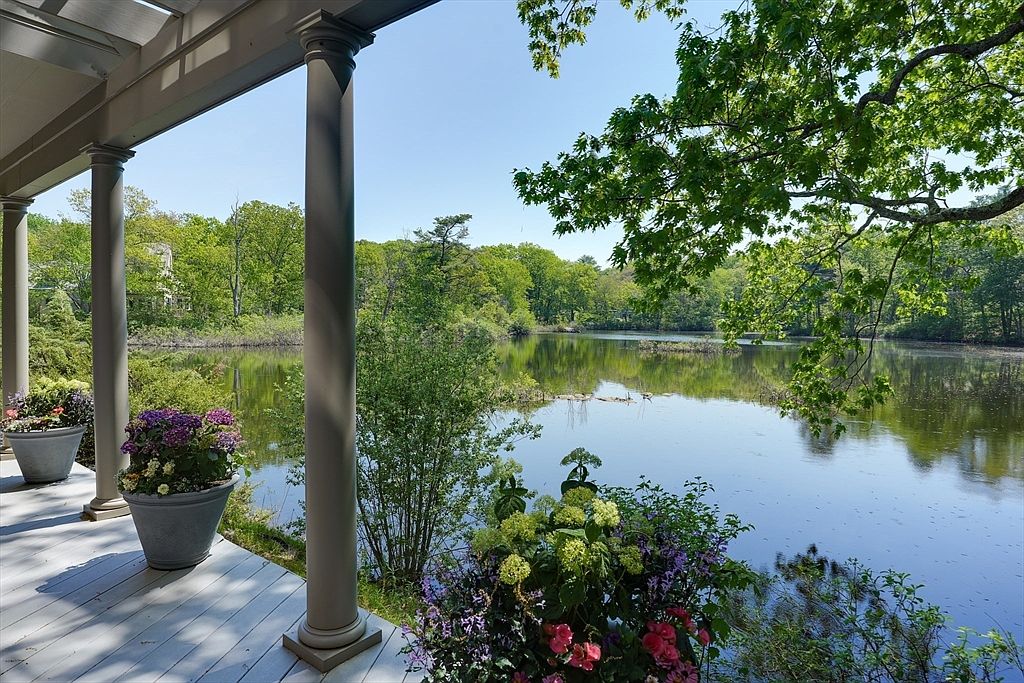 4 Jackson Pond Rd Unit 4