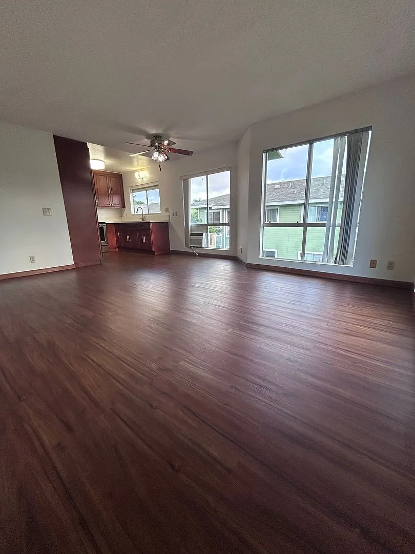 Charming 2-Bedroom Upstairs Condo in Mililani Parkway — Photo 4