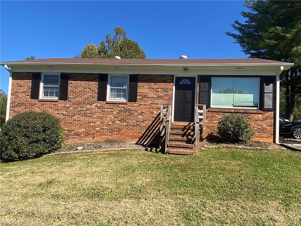 1st image of 312 Woodcreek Dr