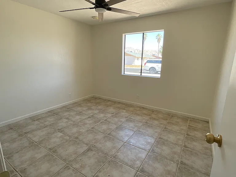 341 Anna Cir — Photo 14