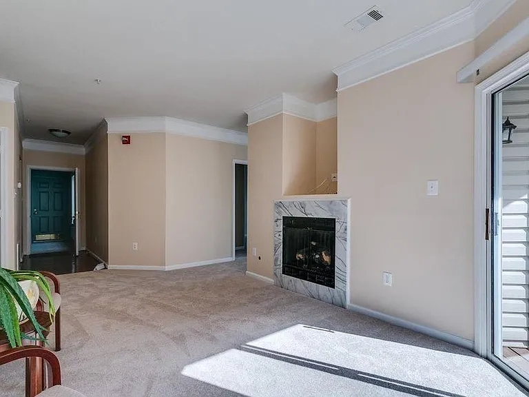 6561 Grange Ln #303 — Photo 31