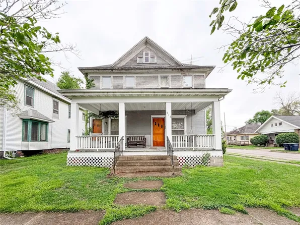 416 Douglas St, Paris, IL 61944