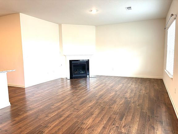 3rd image of 5150 Shellback Dr