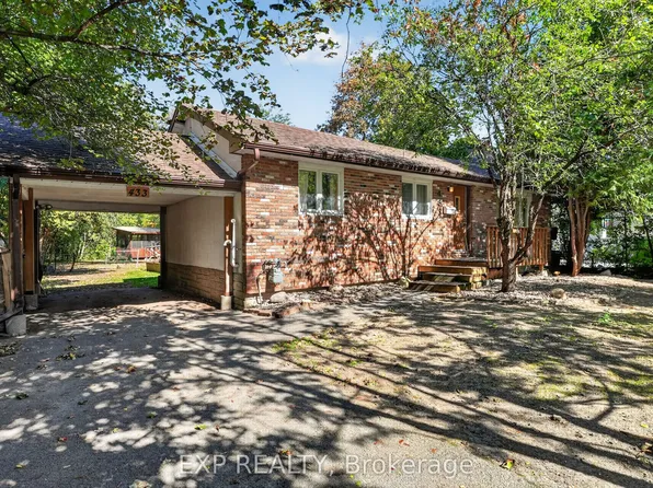 433 Pleasant Park Rd, Ottawa, ON K1H 5M9
