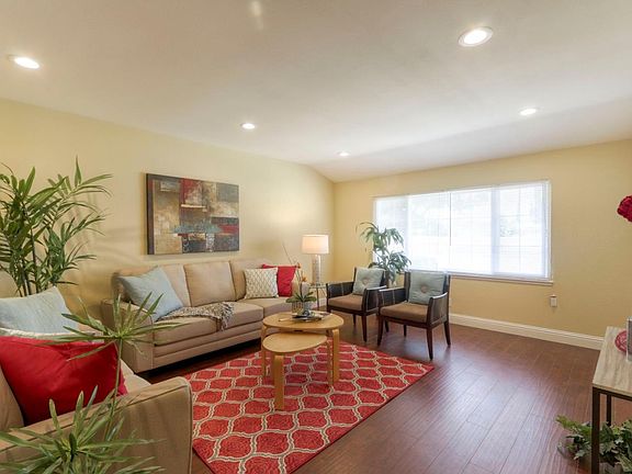5th image of 2874 Scottsdale Dr