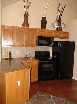 2nd image of 1758 N Templeton Pl