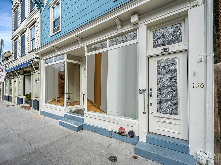 136 Main St #1 — Photo 12
