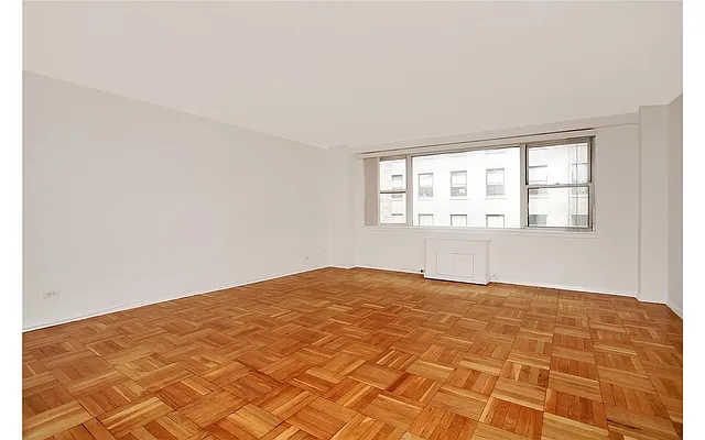Sold by Douglas Elliman | media 15
