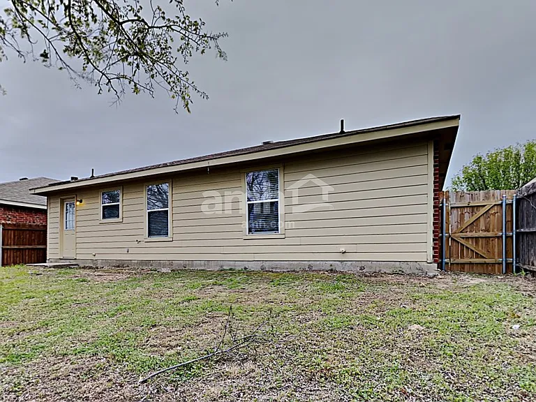 10032 Cougar Trl — Photo 20