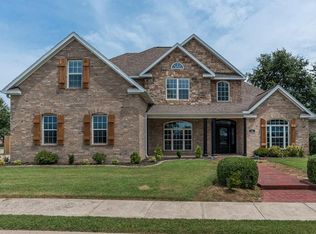 601 Auburn St, Bentonville, AR 72712
