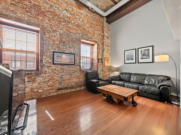 5th image of 544 S Front St #115