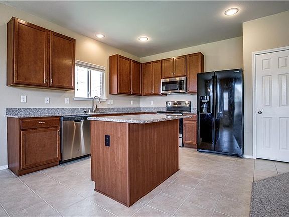 5th image of 2321 Canchim St