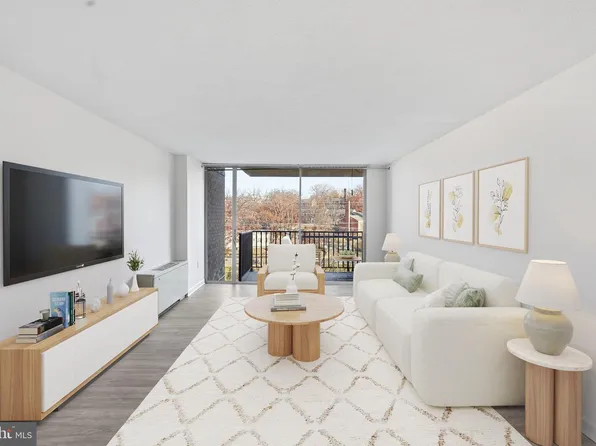 4600 S Four Mile Run Dr APT 613, Arlington, VA 22204