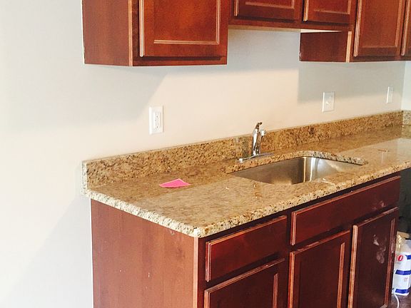 5th image of 49106 E Woods Dr