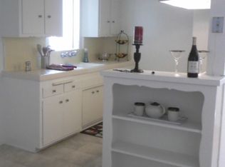 8126 Owensmouth Ave #14, Canoga Park, CA 91304