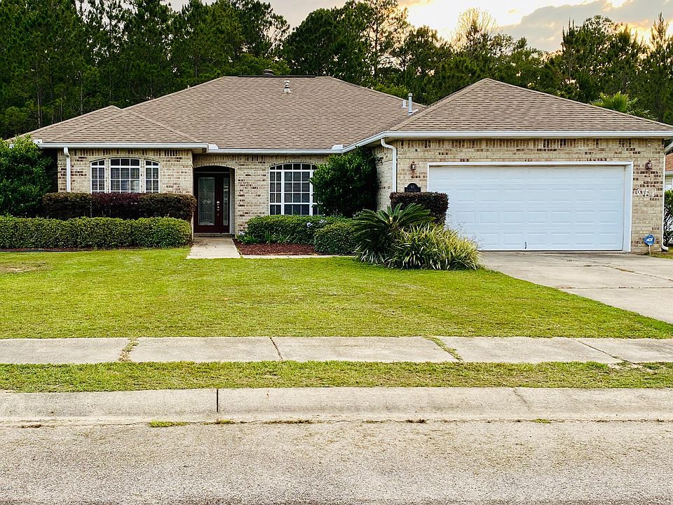 1st image of 65 Fairwood Dr