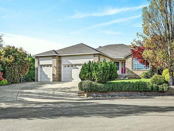 3rd image of 2855 Shanteal Pl