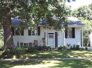 1722 Apache Trl NW, Cedar Rapids, IA 52405