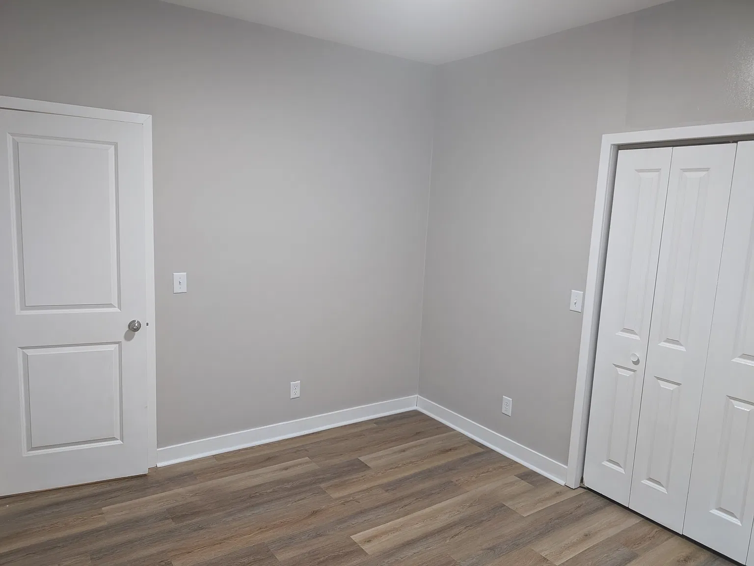 3 bed, 1250 sqft, $2,100 — Photo 3