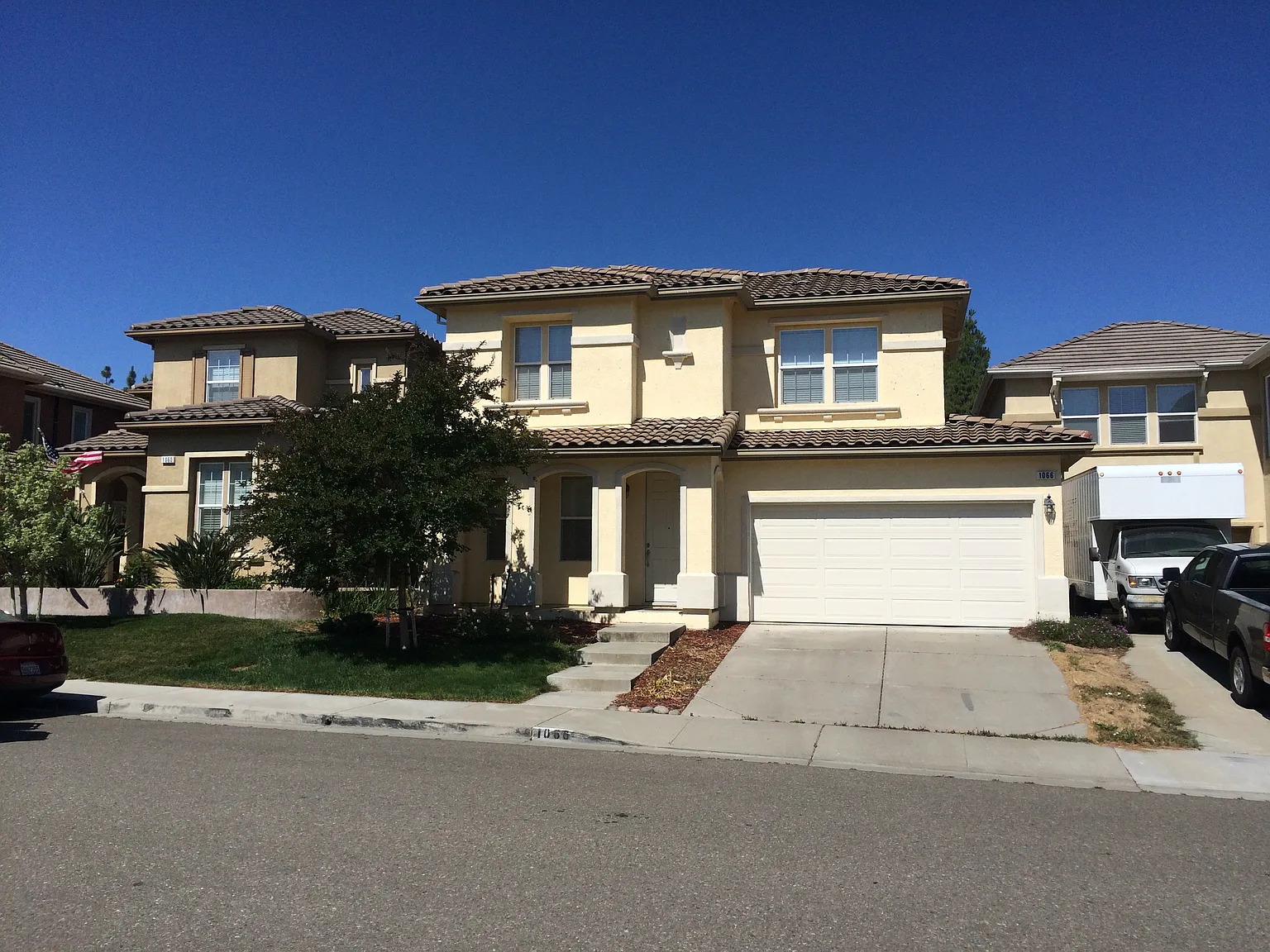 1066 Villaggio Cir photo 1