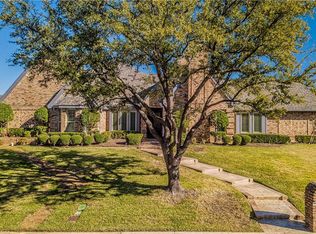 2107 Bay Club Dr, Arlington, TX 76013