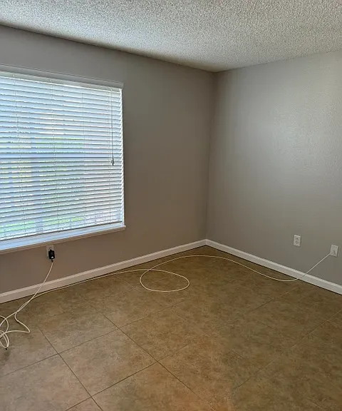 2500 Winding Creek Blvd — Photo 18