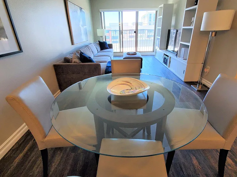450 J St #7151 — Photo 19
