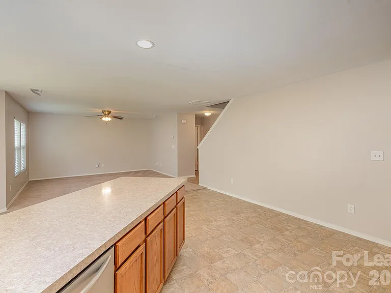 6442 Ridgeview Commons Dr — Photo 6