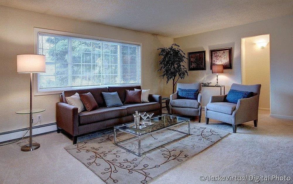 513 E 24th Ave #1 — Photo 2
