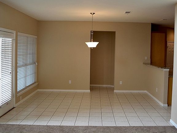 4th image of 202 Mineral Springs Dr