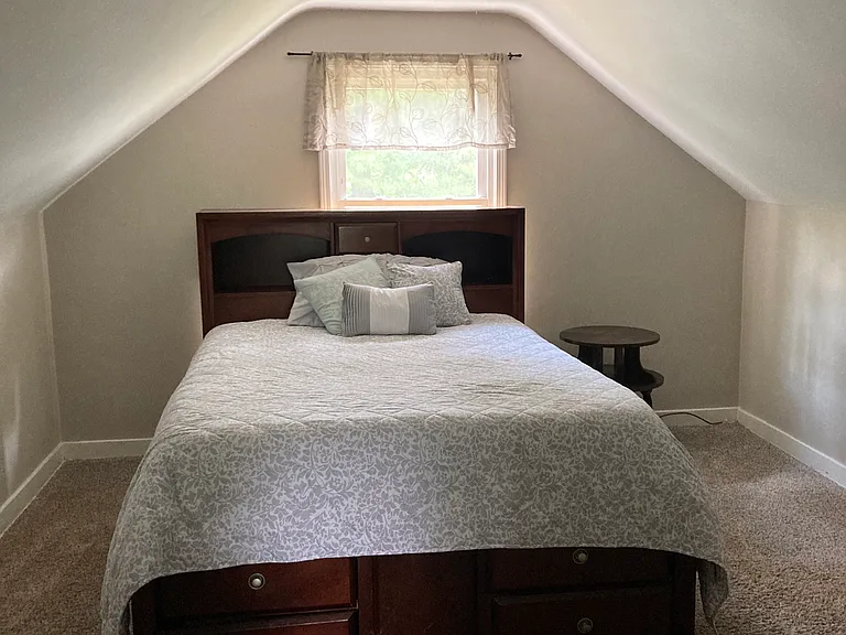 215 Ridge Ave — Photo 11