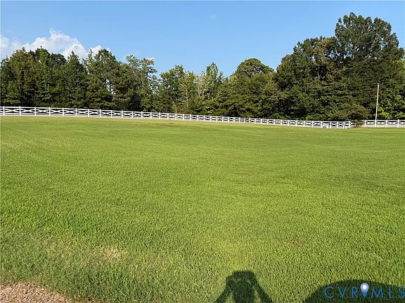 5th image of 8922 Colonial Trl E