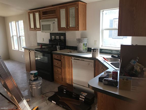 3rd image of 2811 E 16th St