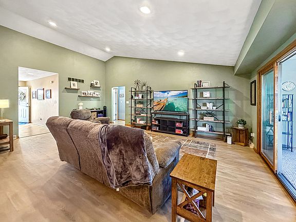 4th image of 1150 S Greenfield Dr #1150