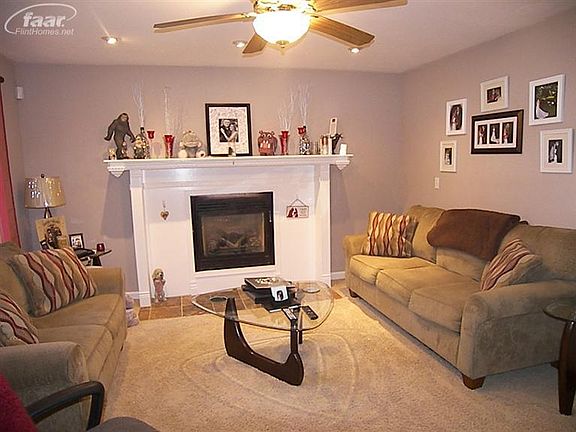 2nd image of 2378 Marjorie Ln