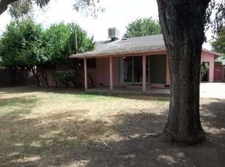 1077 Sydney Ln, Merced, CA 95341