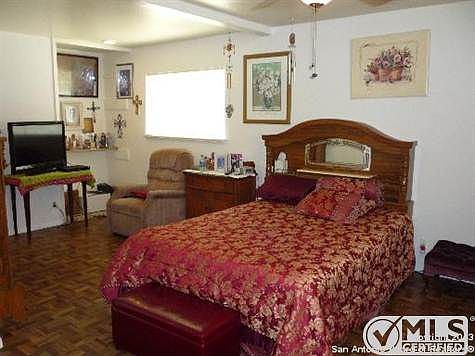 4th image of 7047 Myrtle Valley St