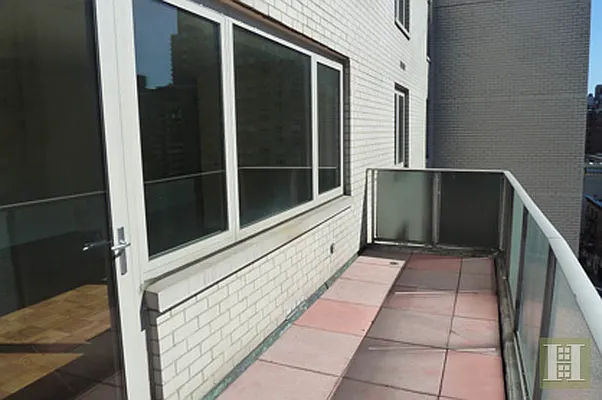 Rented by Halstead Real Estate | media 31