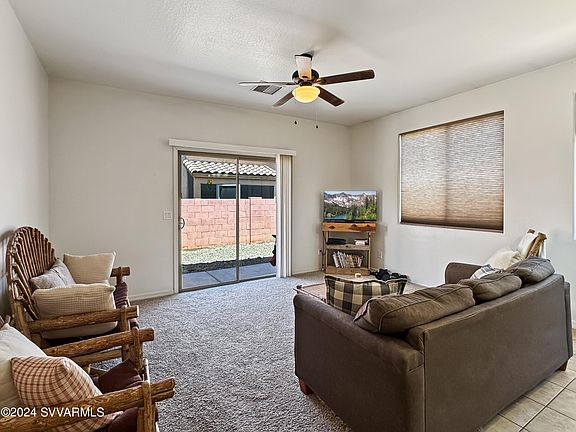 3rd image of 1742 E Vista De Montana