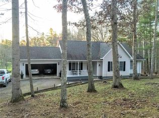 877 Mountain Haven Dr, Mars Hill, NC 28754