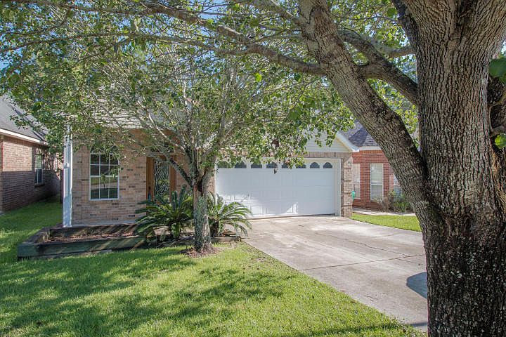 1st image of 19394 Northridge Dr