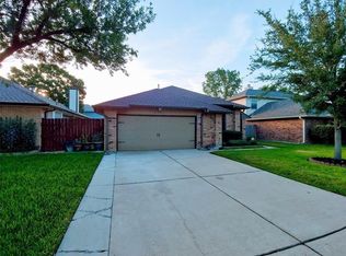 12331 Grove Meadow Dr, Stafford, TX 77477