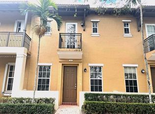 483 SW 147th Ter #2-48, Hollywood, FL 33027
