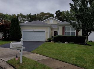107 Cotuit Ct, Galloway, NJ 08205