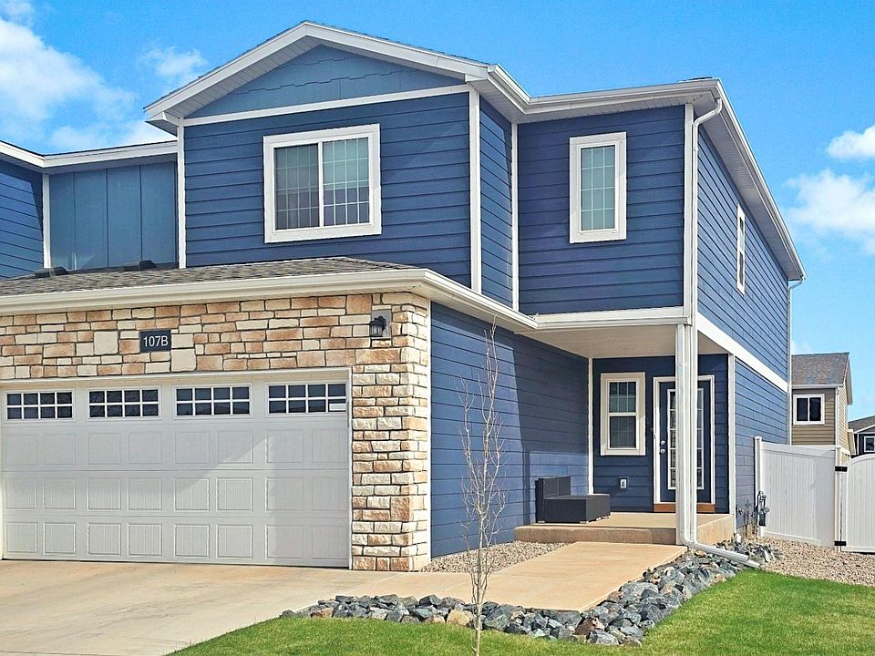 1st image of 4521 Bobolink Ln #107B