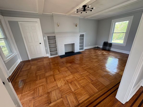 216 Drake Ave, Roselle, NJ 07203
