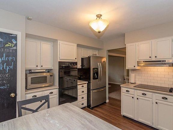 5th image of 1501 Platt St